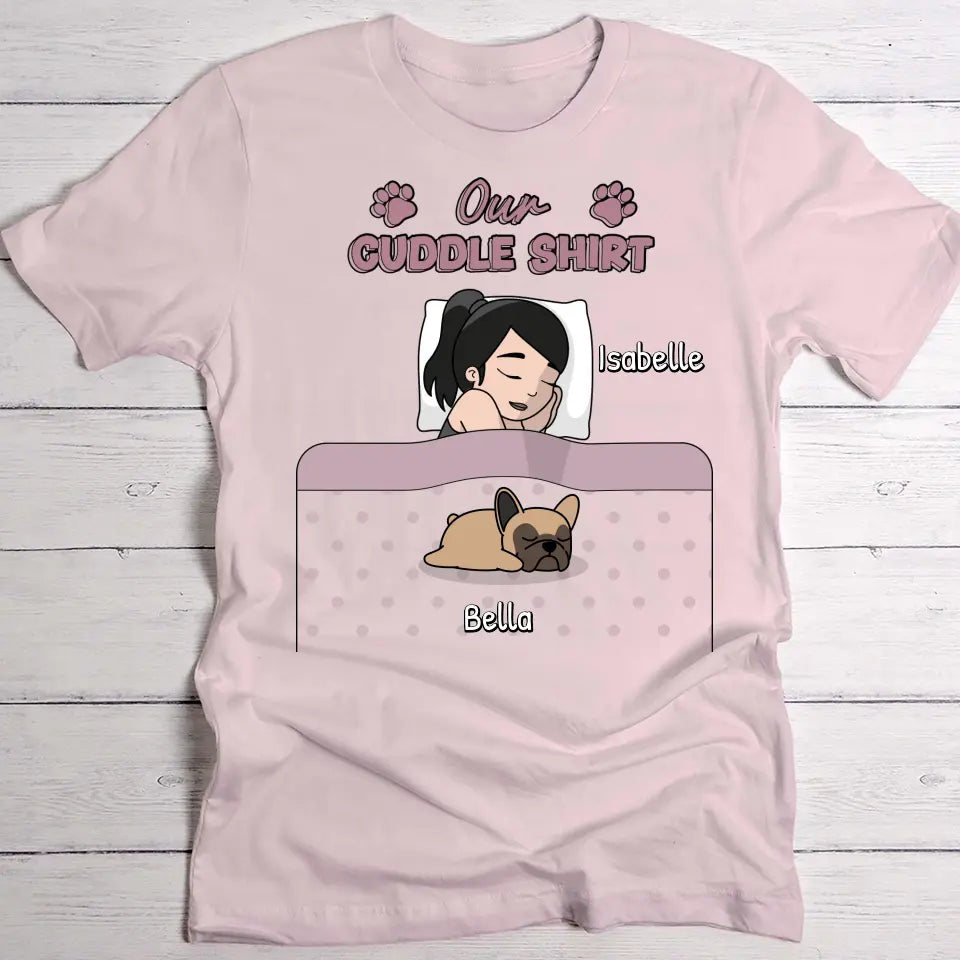 Cuddle time with pets Single - Personalised T-Shirt