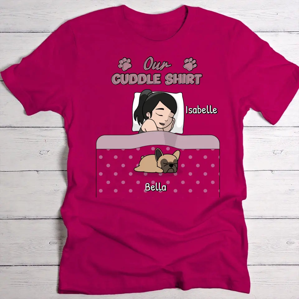 Cuddle time with pets Single - Personalised T-Shirt